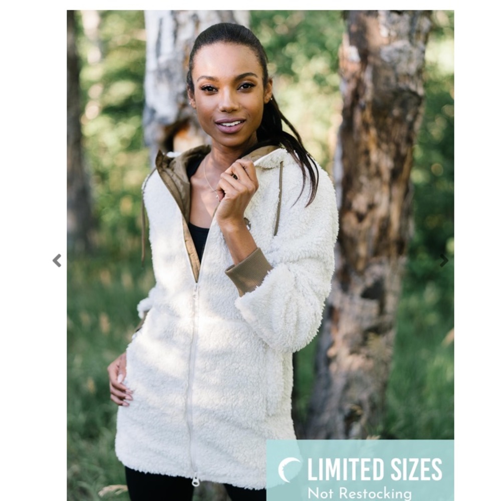 Zyia Cream Long Hooded Teddy Jacket, never worn!